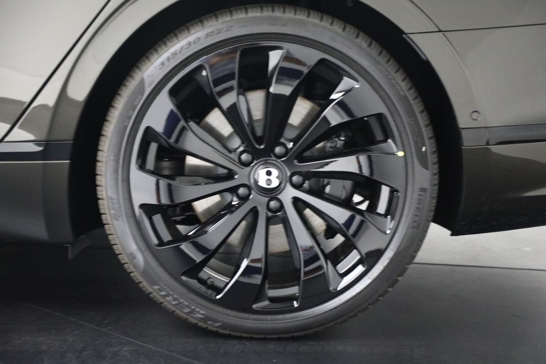 2025 Bentley Flying Spur