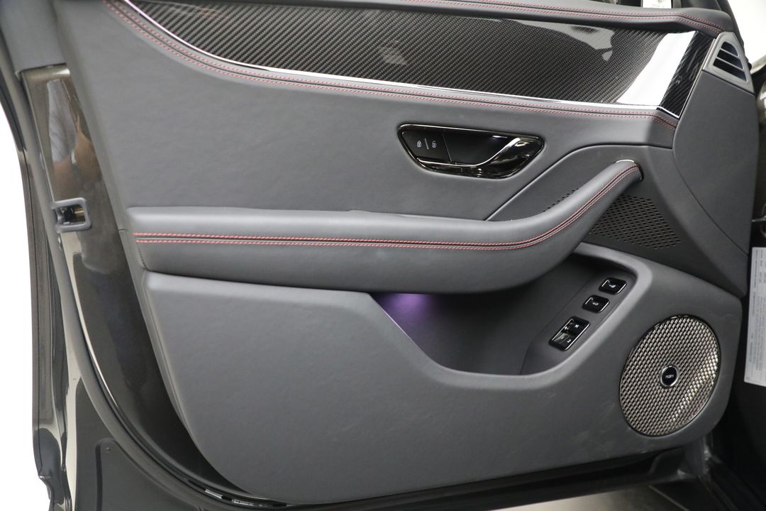 2025 Bentley Flying Spur