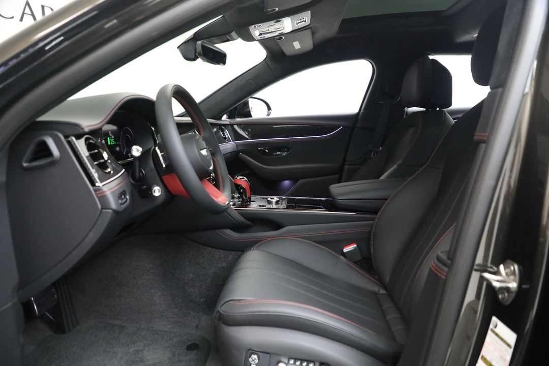 2025 Bentley Flying Spur