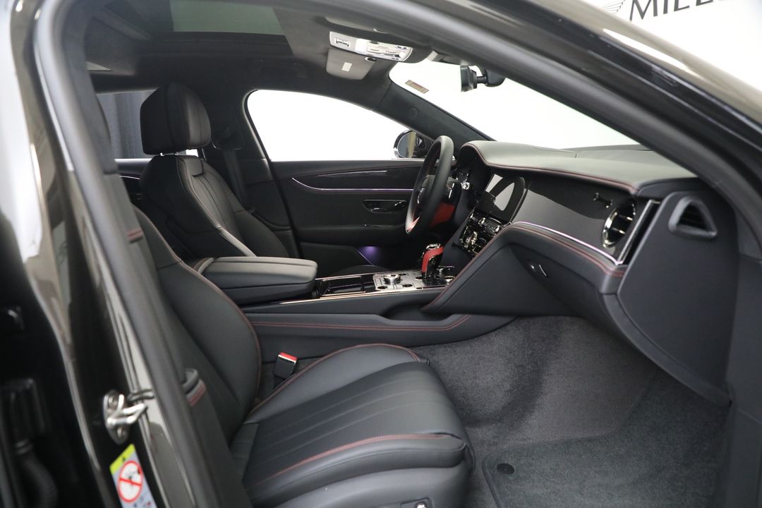 2025 Bentley Flying Spur
