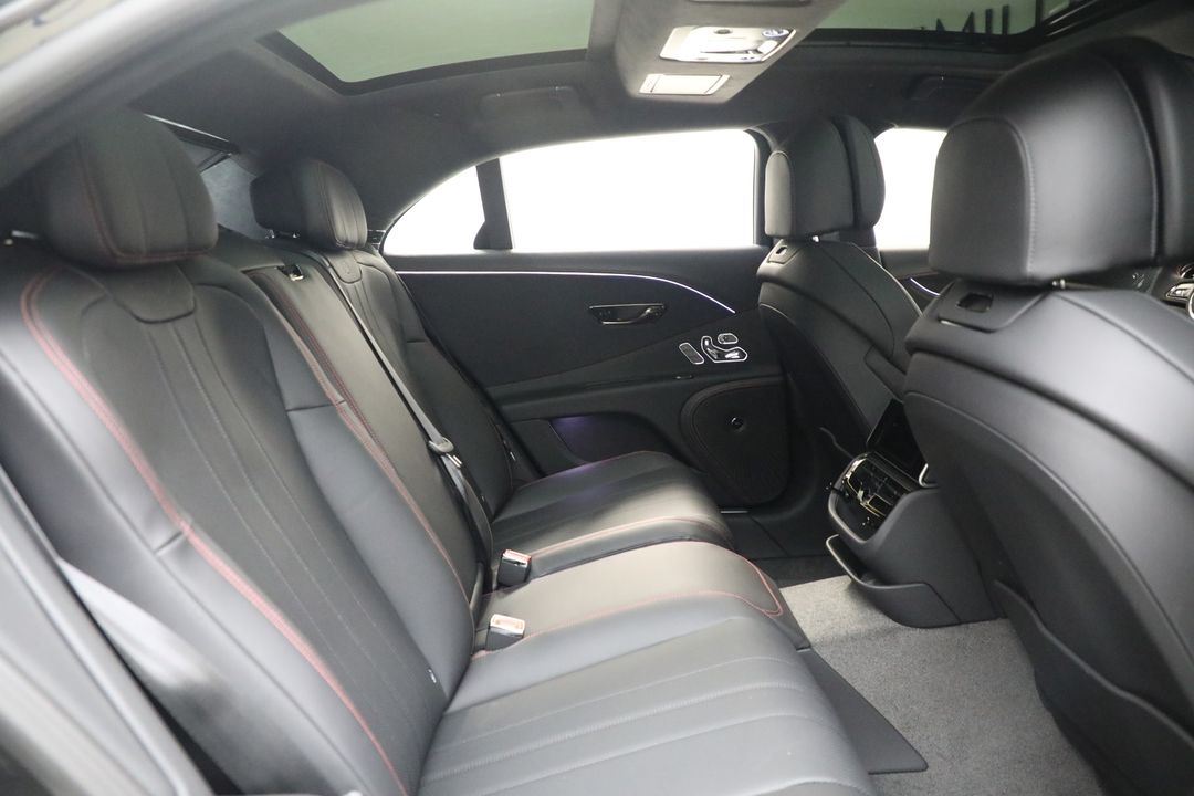2025 Bentley Flying Spur