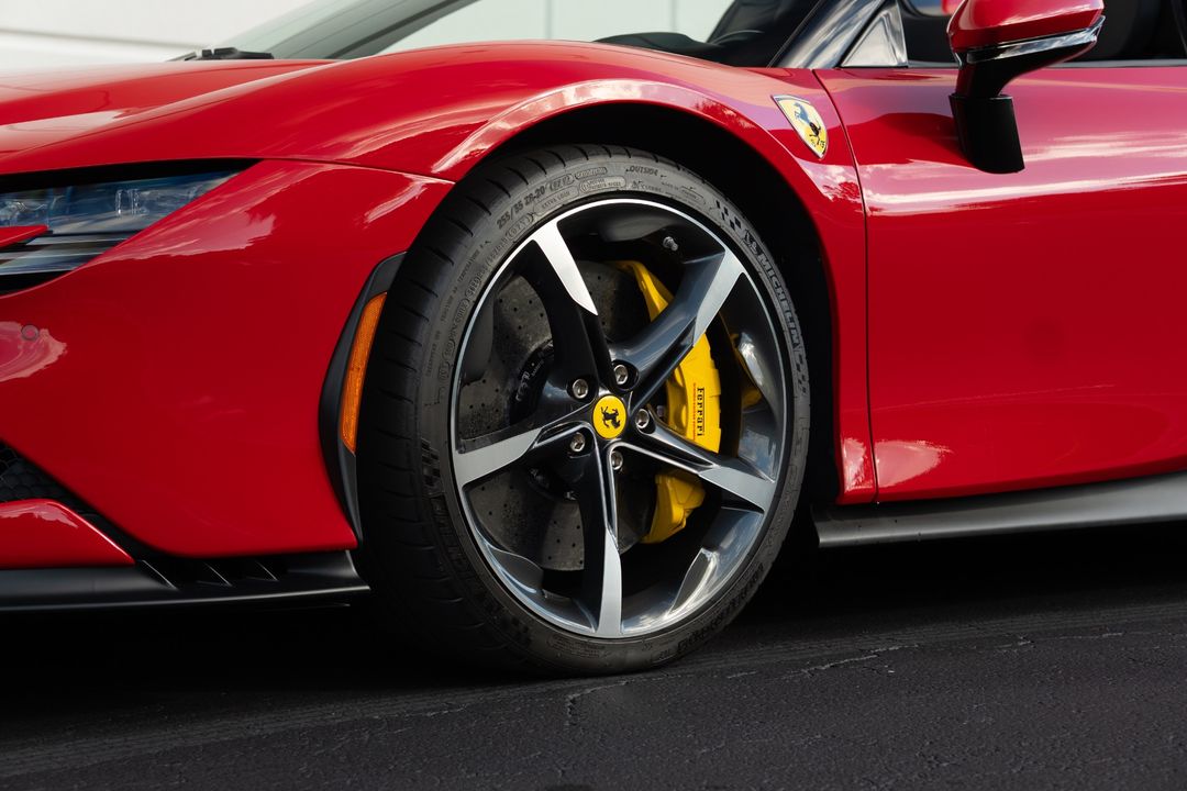 2024 Ferrari SF90 Spider