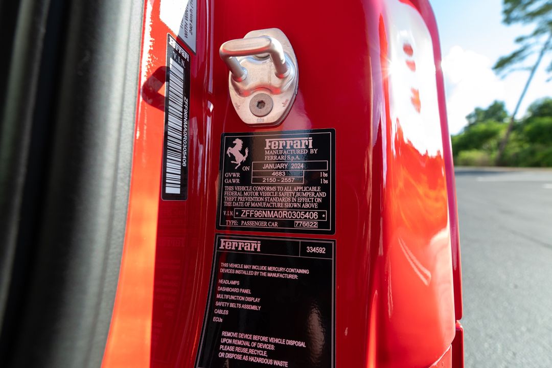 2024 Ferrari SF90 Spider
