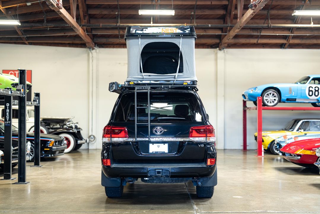 2019 Toyota Land Cruiser