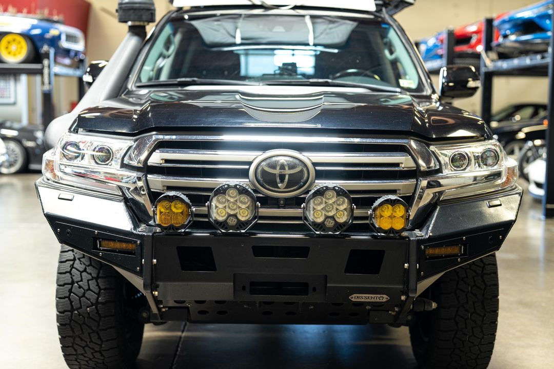 2019 Toyota Land Cruiser