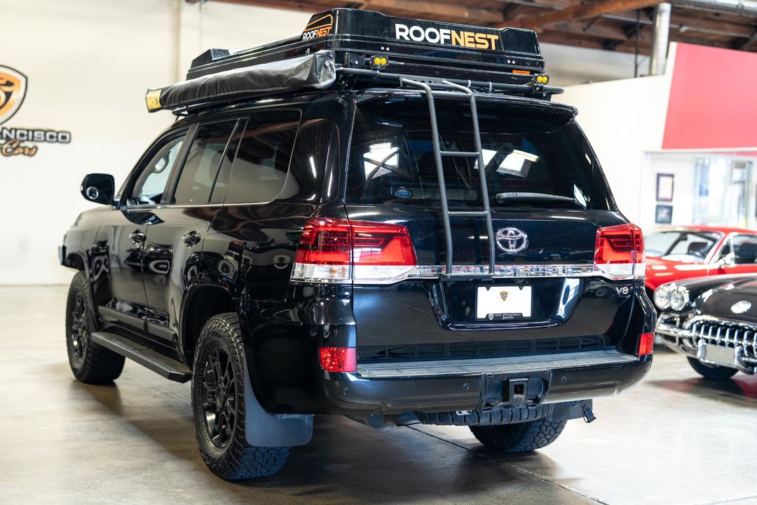 2019 Toyota Land Cruiser