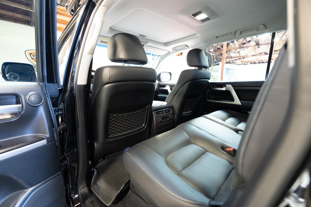 2019 Toyota Land Cruiser