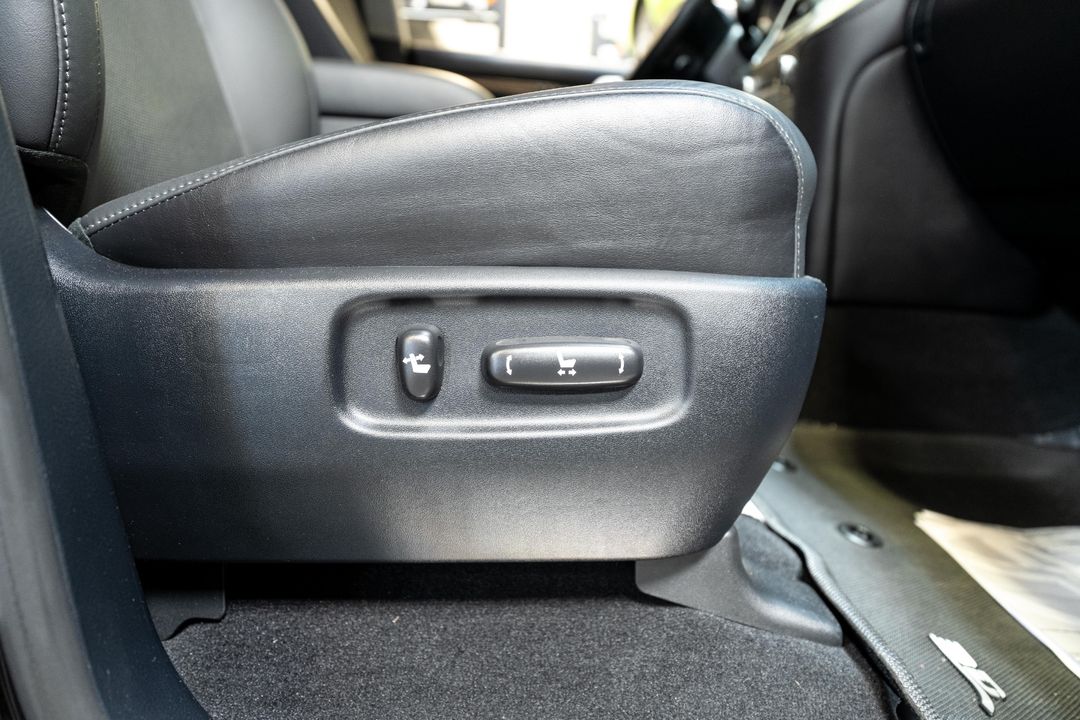 2019 Toyota Land Cruiser