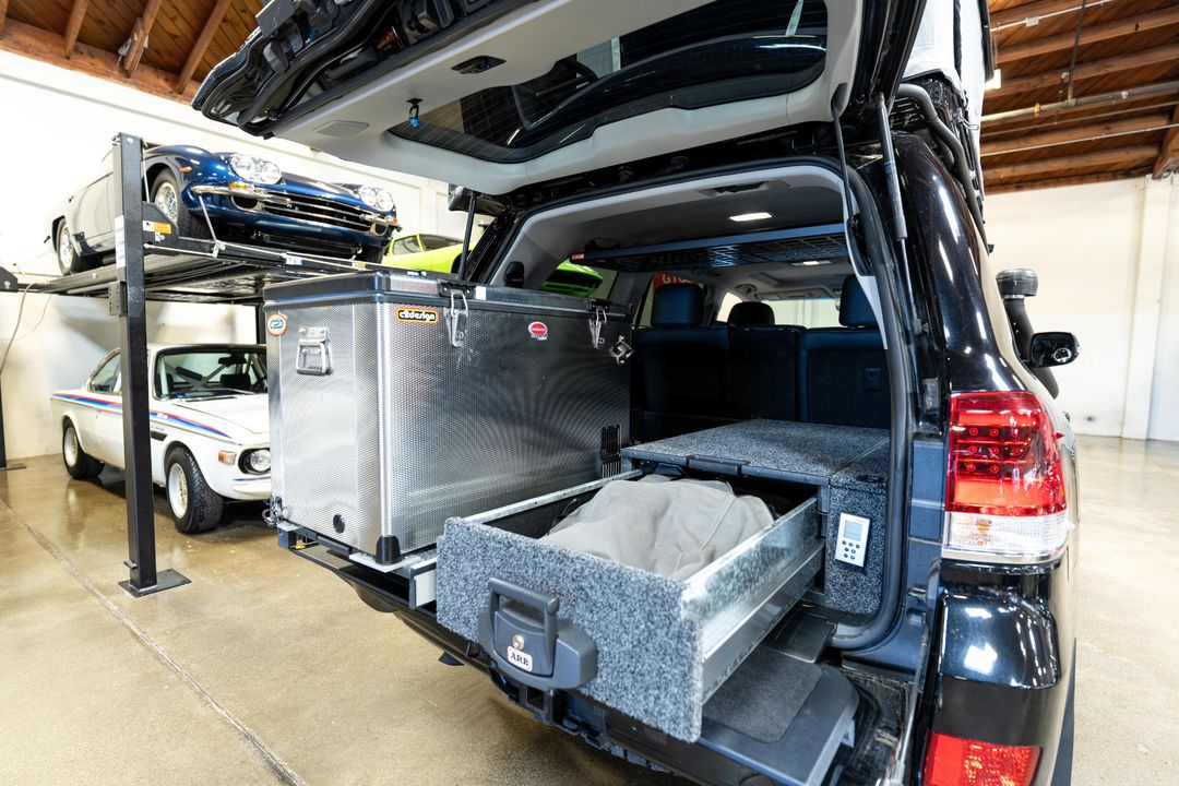 2019 Toyota Land Cruiser