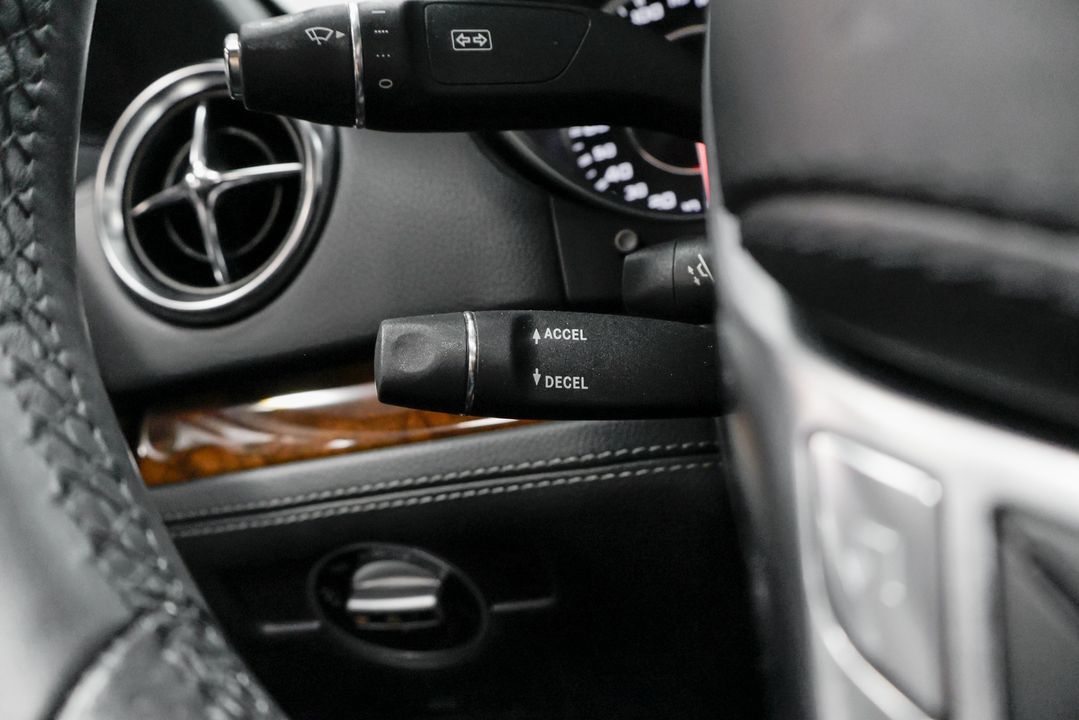 2013 Mercedes-Benz SL-Class