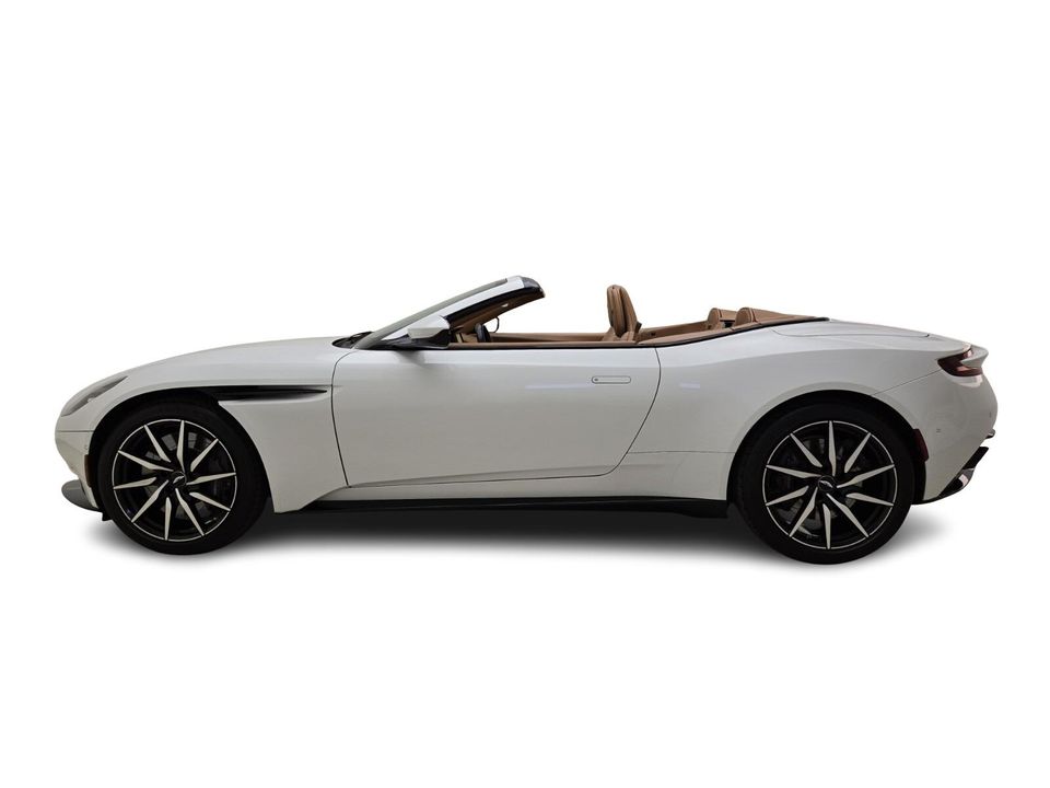 2021 Aston Martin DB11