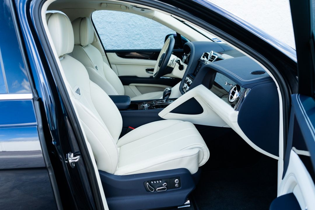 2024 Bentley Bentayga