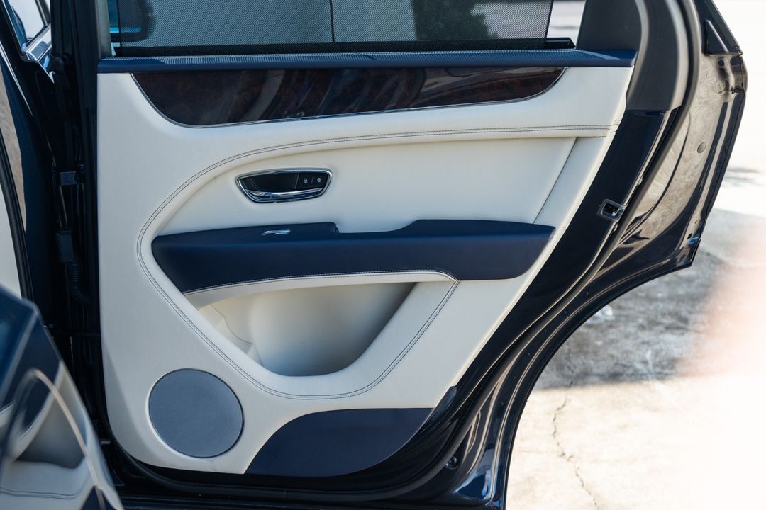 2024 Bentley Bentayga