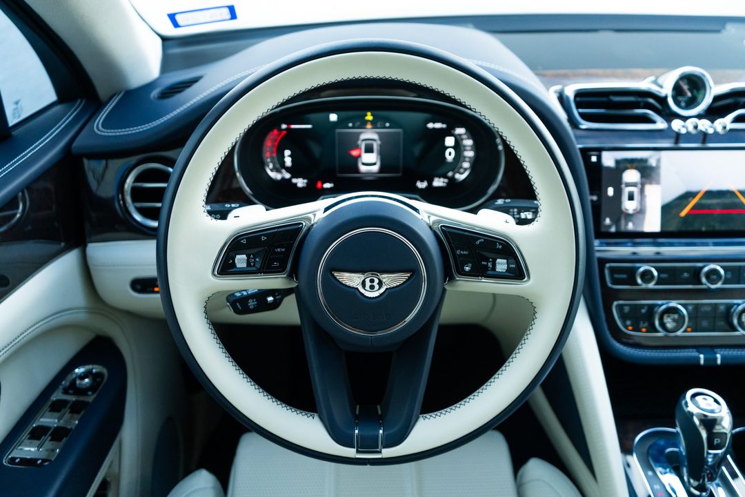 2024 Bentley Bentayga