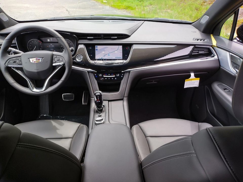 2025 Cadillac XT6