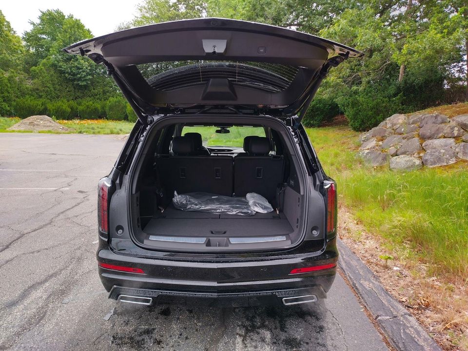 2025 Cadillac XT6
