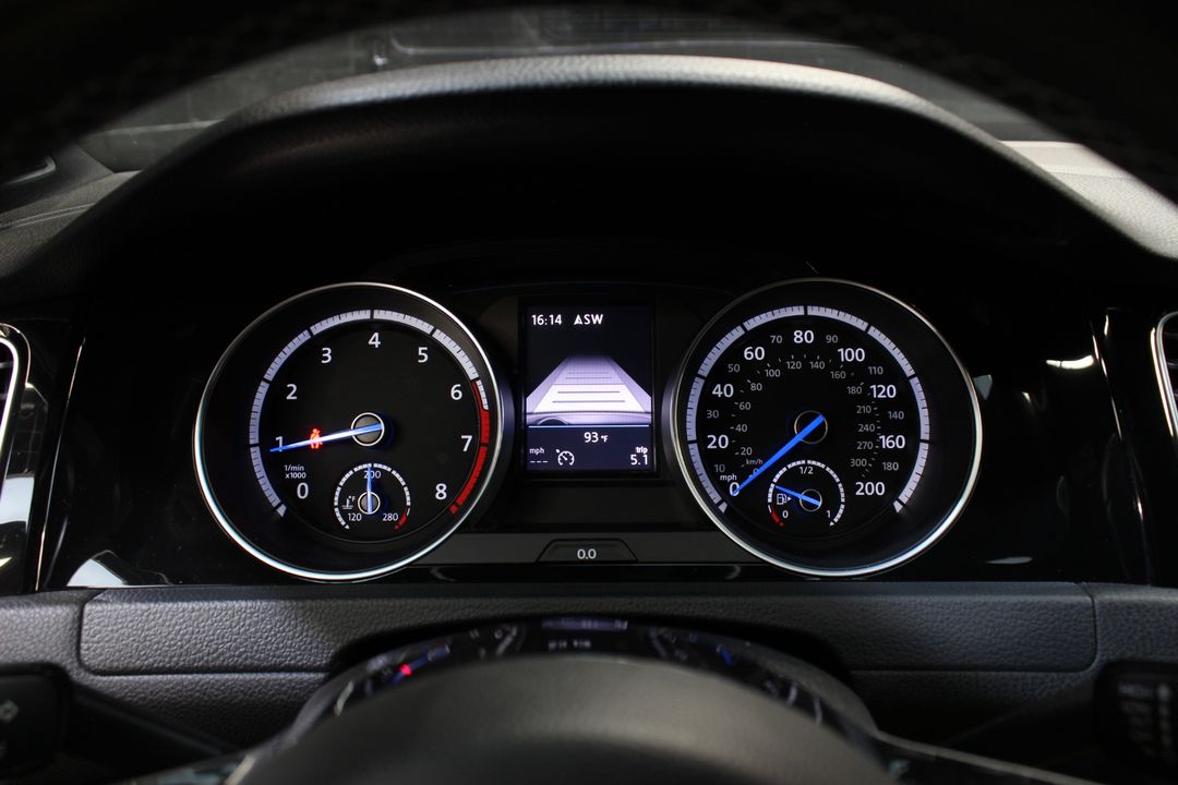 2017 Volkswagen Golf R
