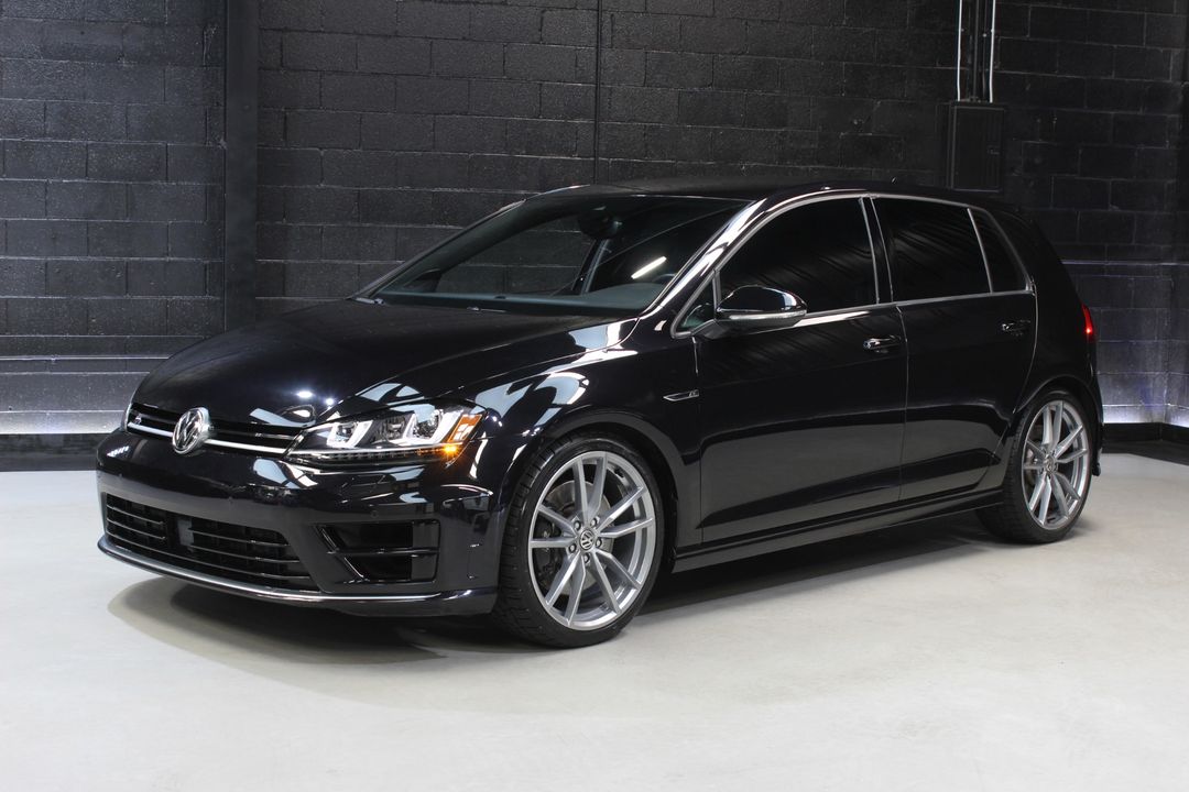 2017 Volkswagen Golf R