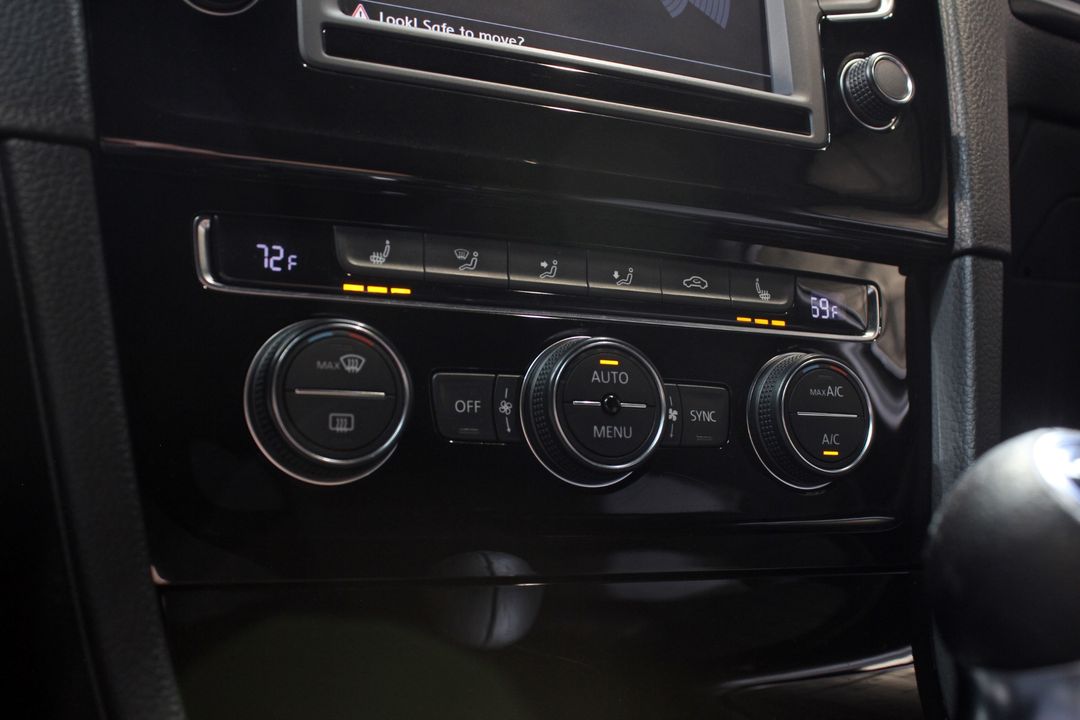2017 Volkswagen Golf R