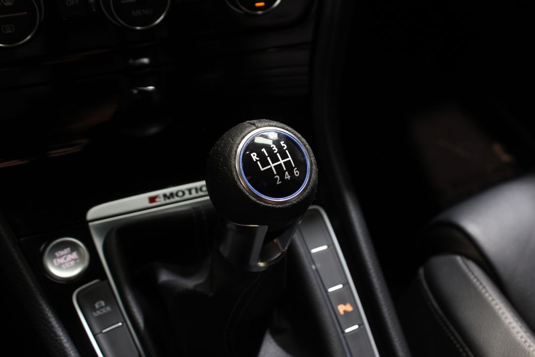 2017 Volkswagen Golf R