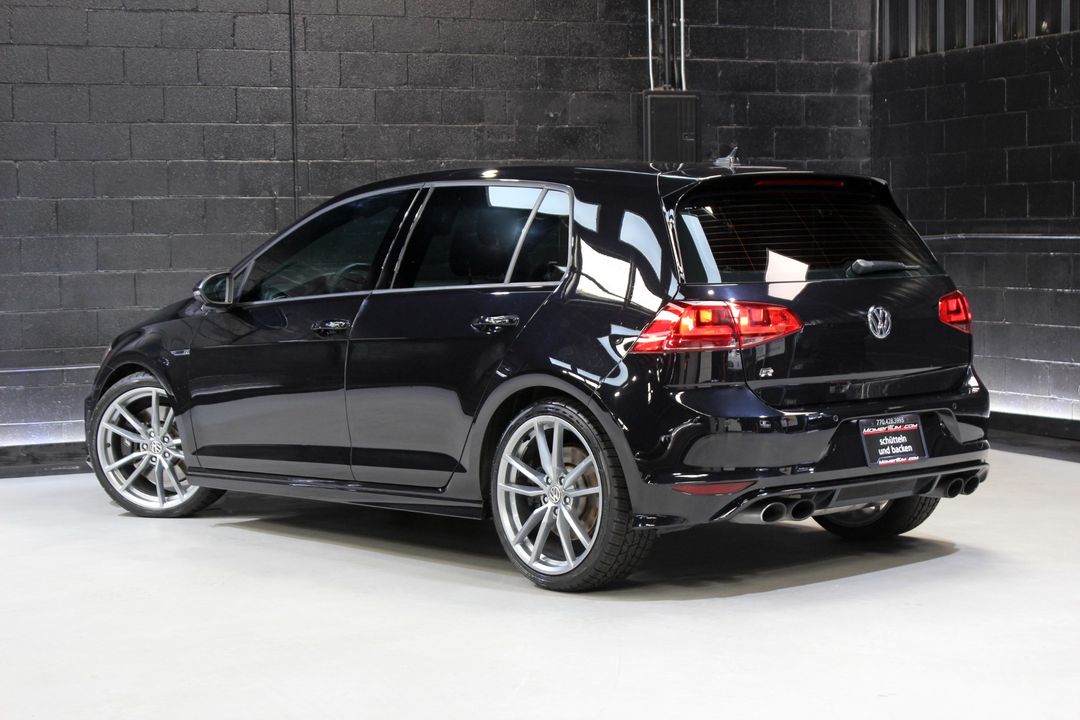 2017 Volkswagen Golf R