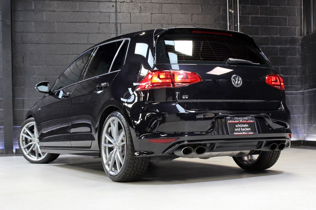 2017 Volkswagen Golf R
