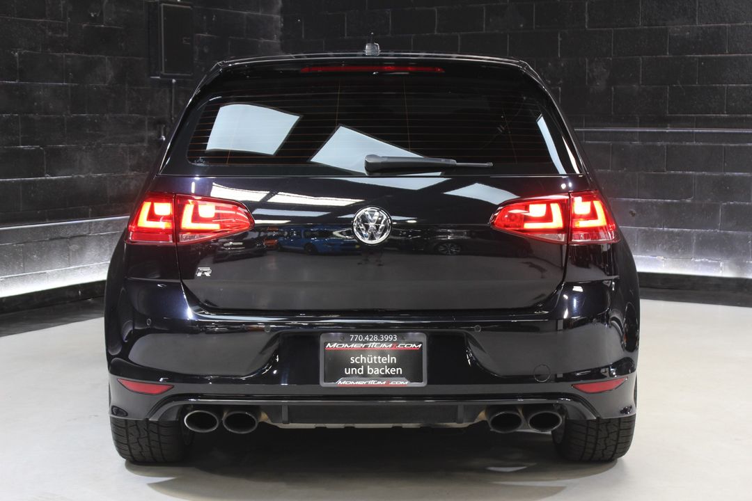 2017 Volkswagen Golf R