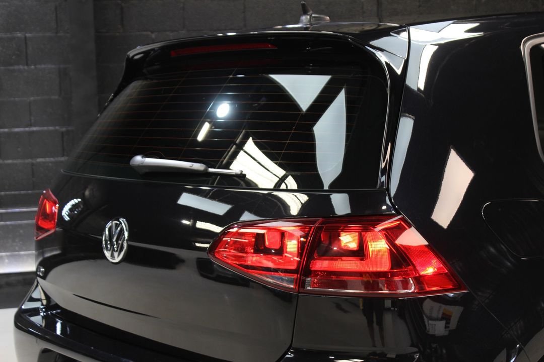 2017 Volkswagen Golf R