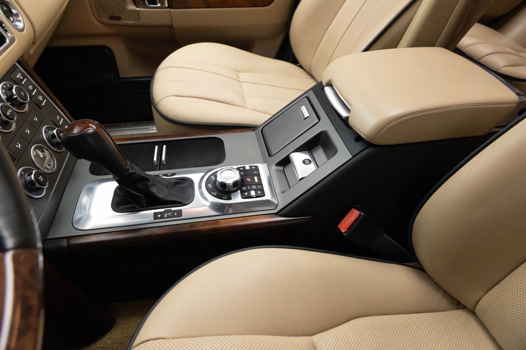 2012 Land Rover Range Rover HSE LUX