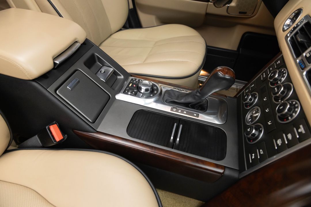 2012 Land Rover Range Rover HSE LUX