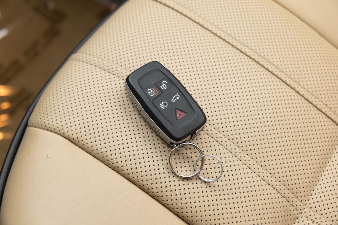 2012 Land Rover Range Rover HSE LUX
