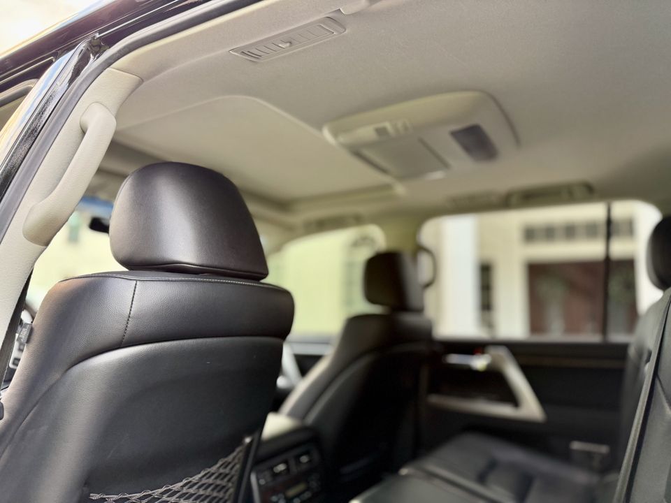 2014 Toyota Land Cruiser 200 SERIES CLEAN CARFAX EXCELLENT