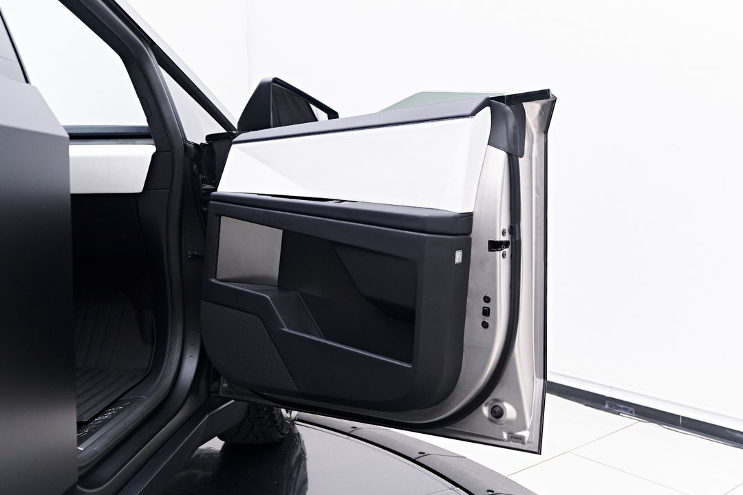 2024 Tesla Cybertruck