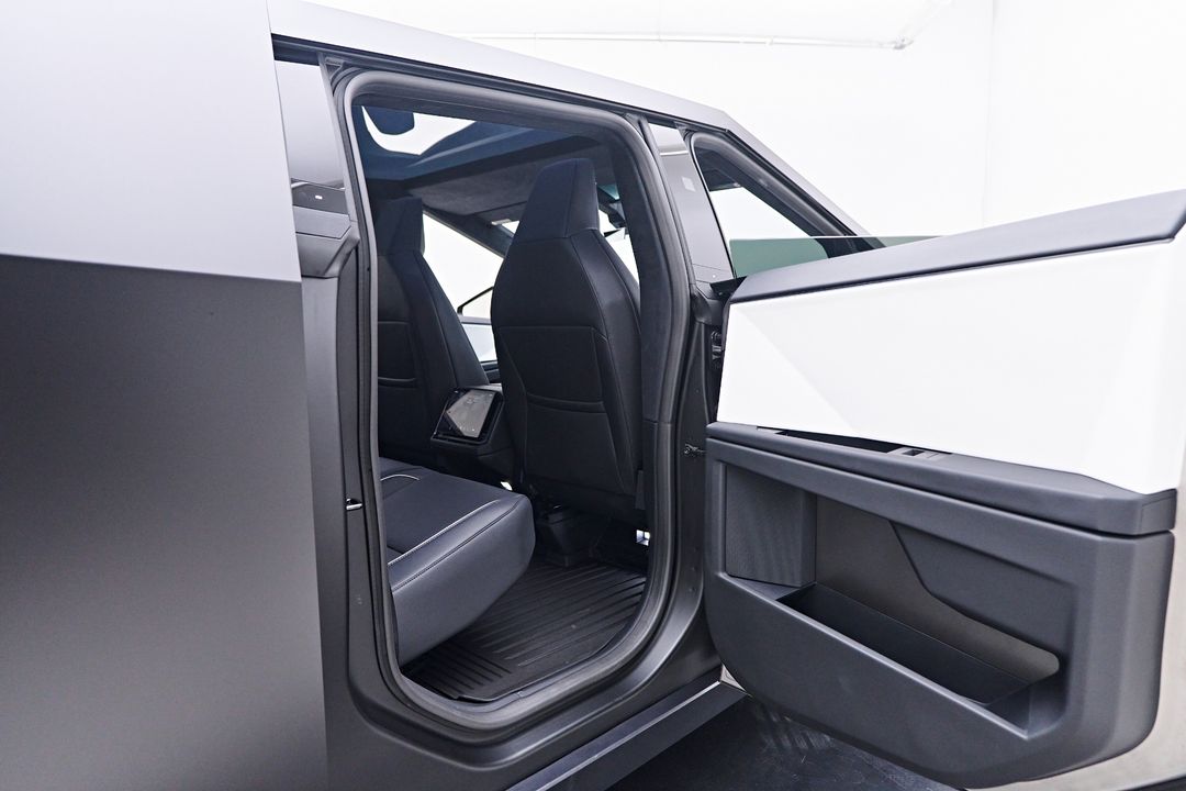 2024 Tesla Cybertruck