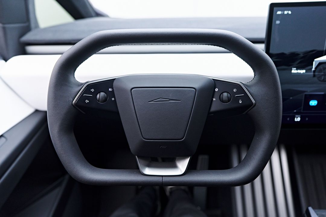 2024 Tesla Cybertruck