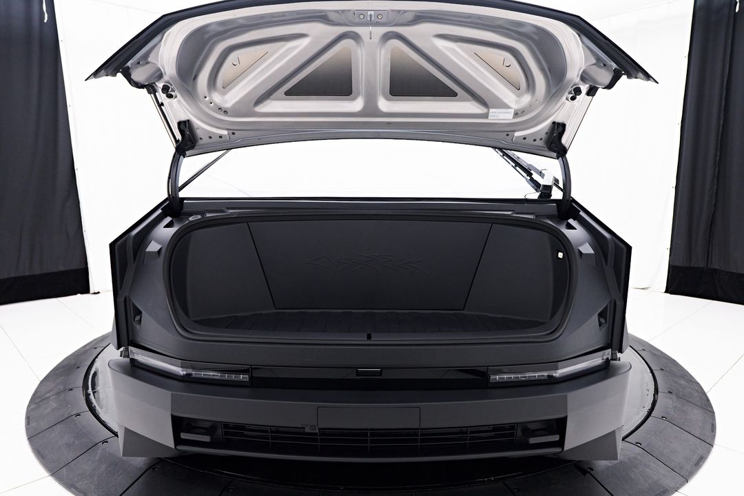 2024 Tesla Cybertruck