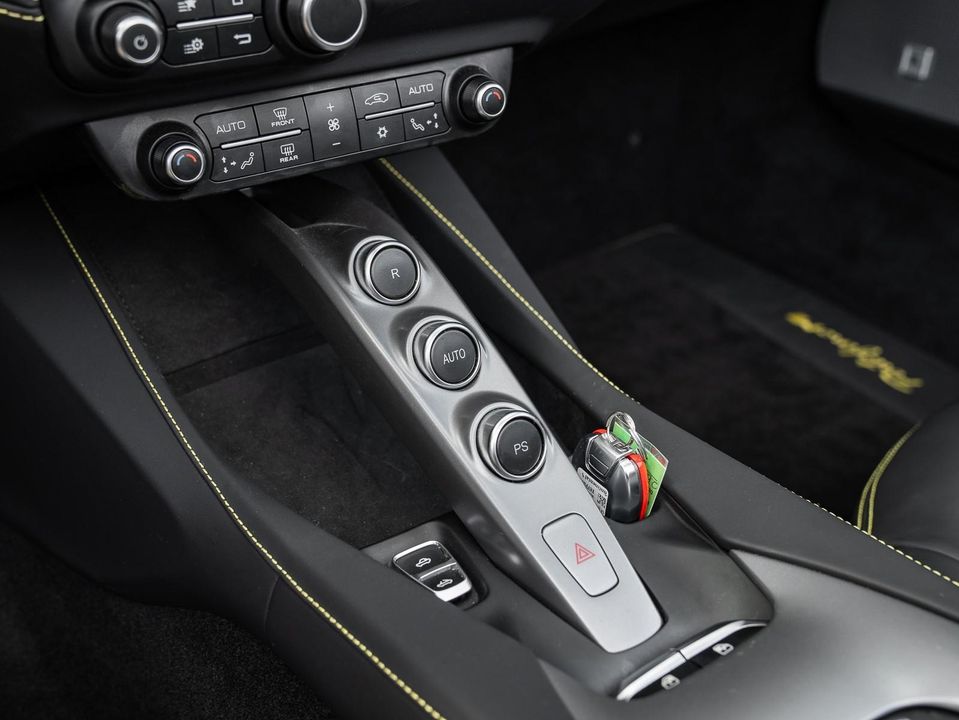 2022 Ferrari Portofino M