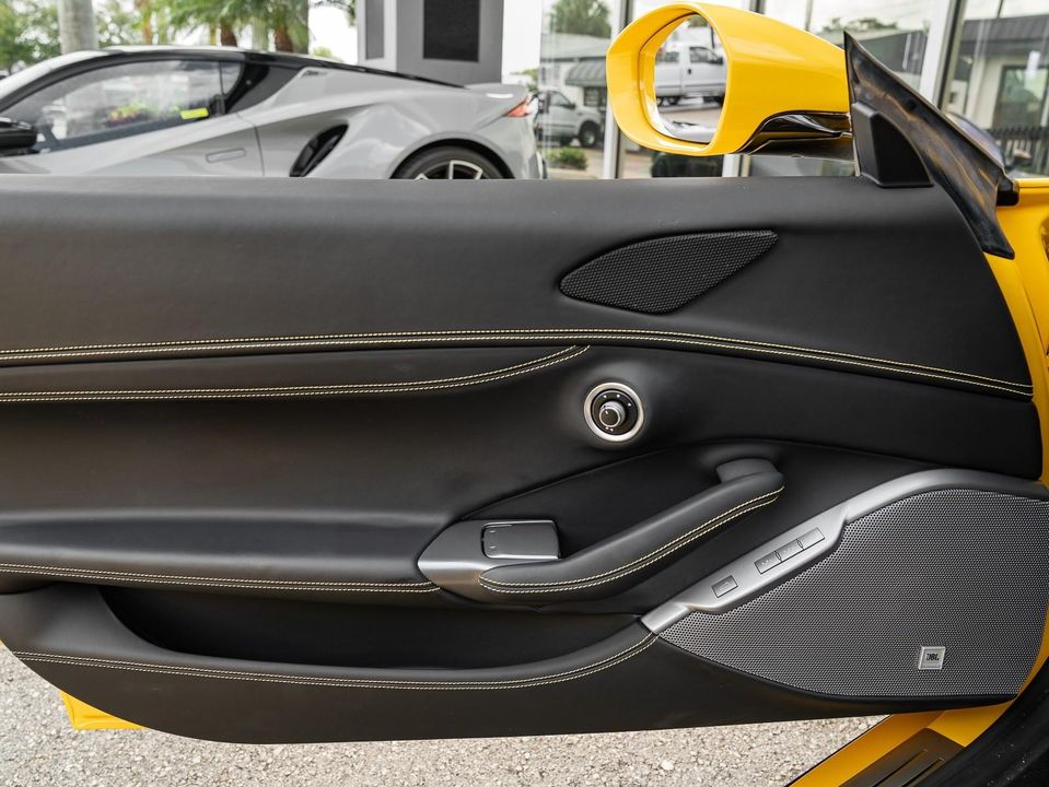 2022 Ferrari Portofino M