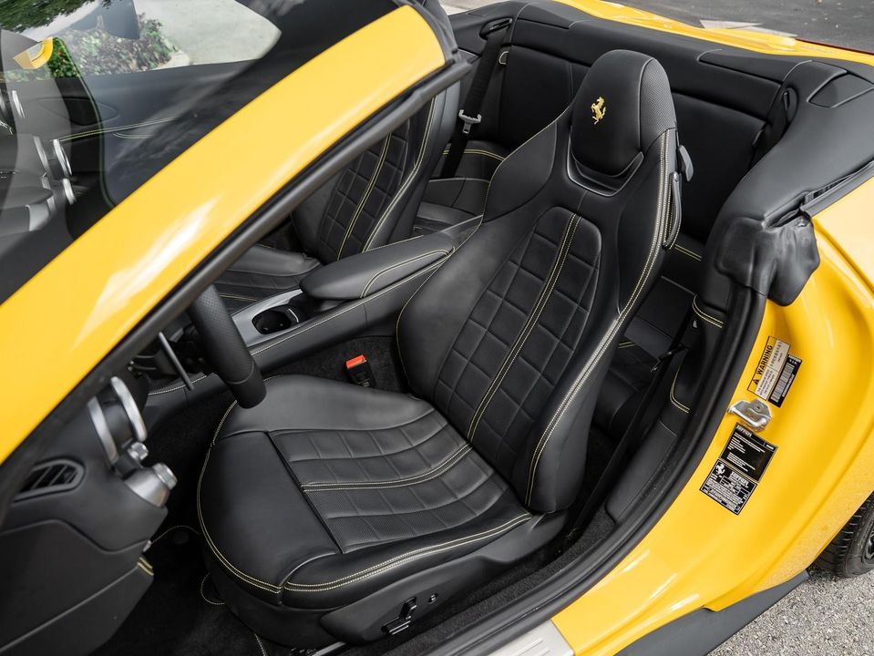2022 Ferrari Portofino M