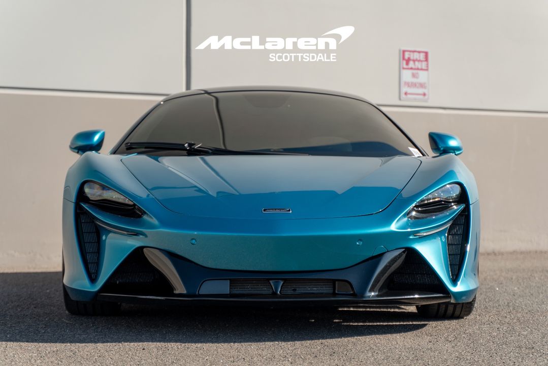 2023 MCLAREN ARTURA