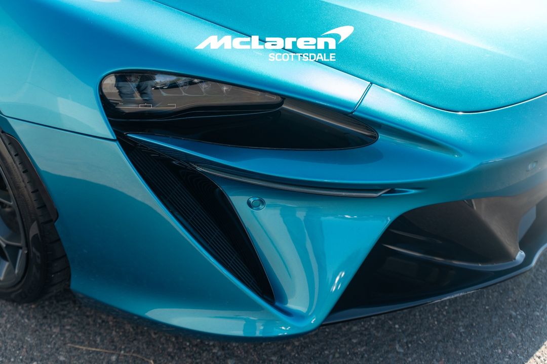 2023 MCLAREN ARTURA