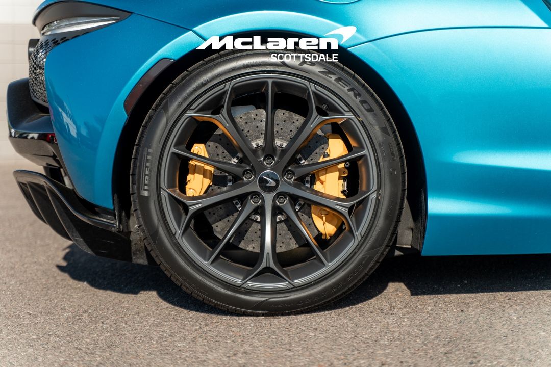 2023 MCLAREN ARTURA