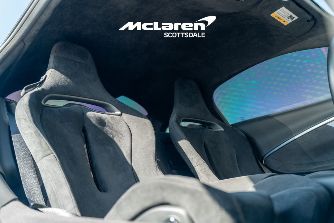 2023 MCLAREN ARTURA