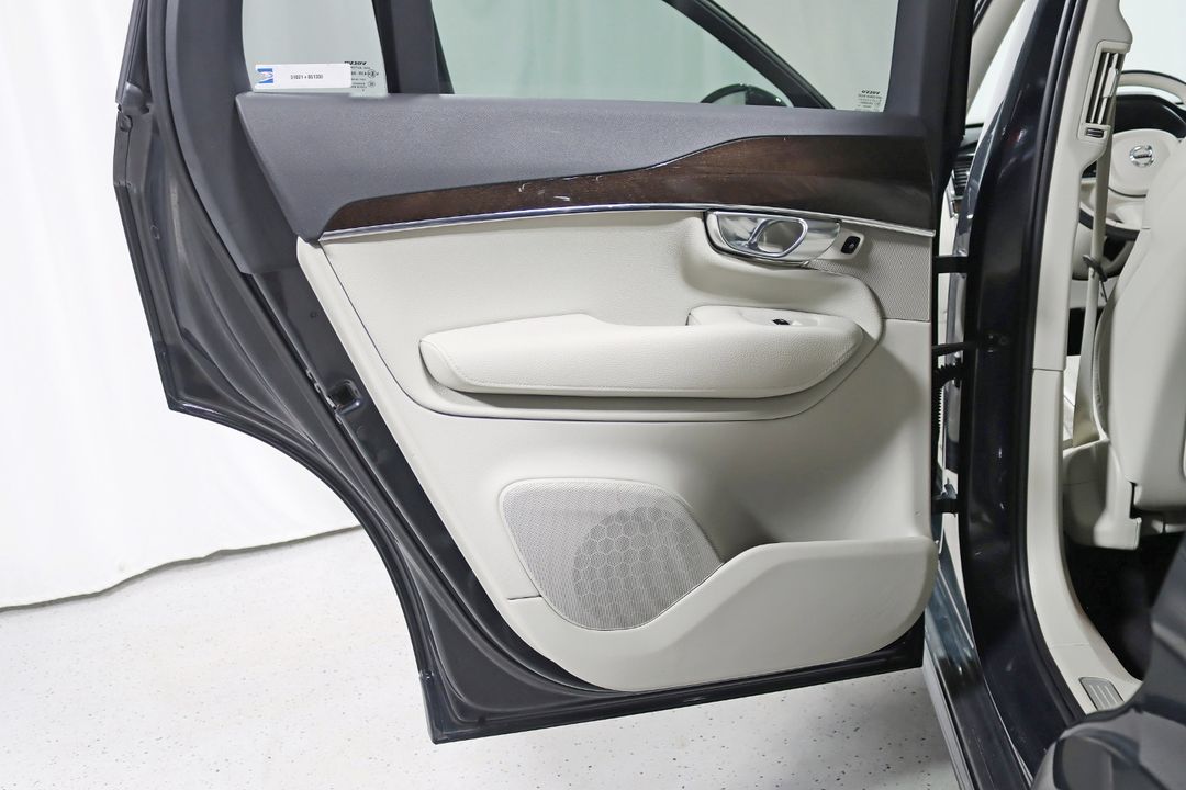 2017 Volvo XC90