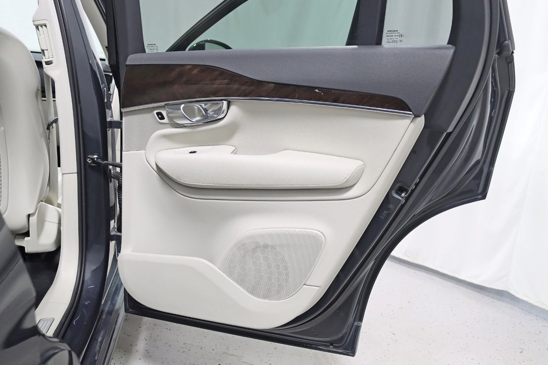 2017 Volvo XC90