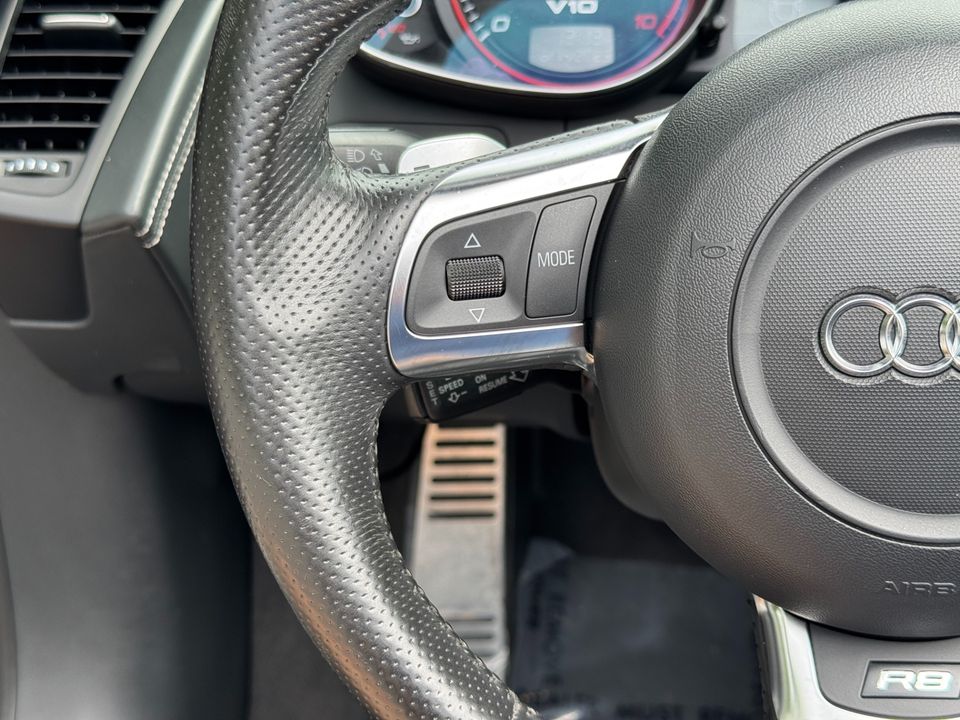 2011 Audi R8 Quattro Spyder 5.2L