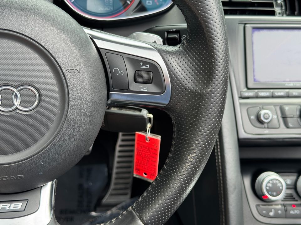 2011 Audi R8 Quattro Spyder 5.2L