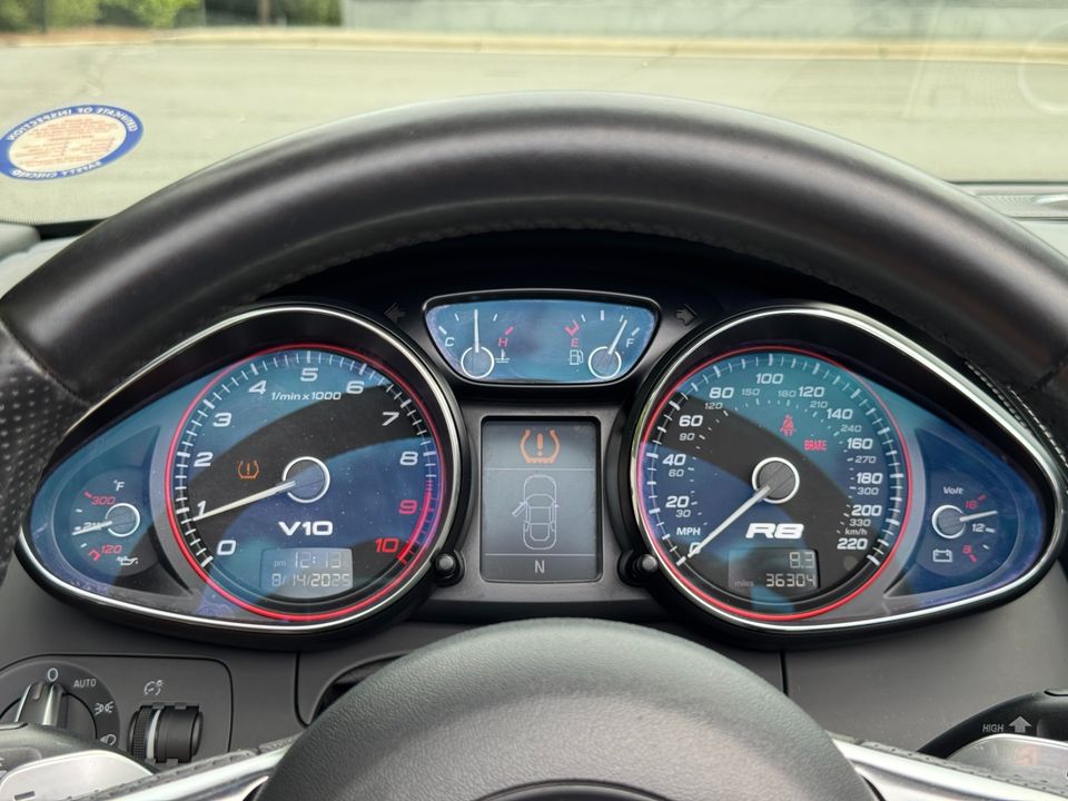 2011 Audi R8 Quattro Spyder 5.2L