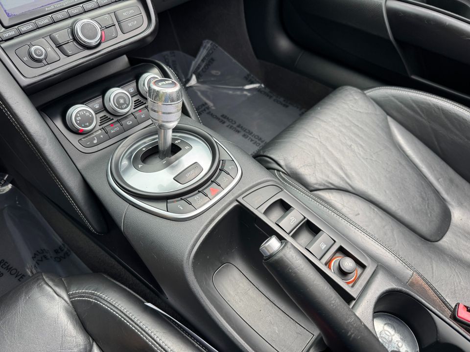 2011 Audi R8 Quattro Spyder 5.2L