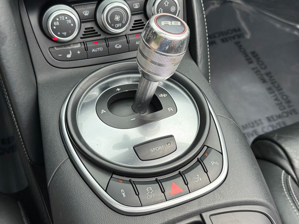 2011 Audi R8 Quattro Spyder 5.2L